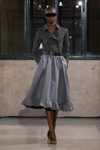 Look 48